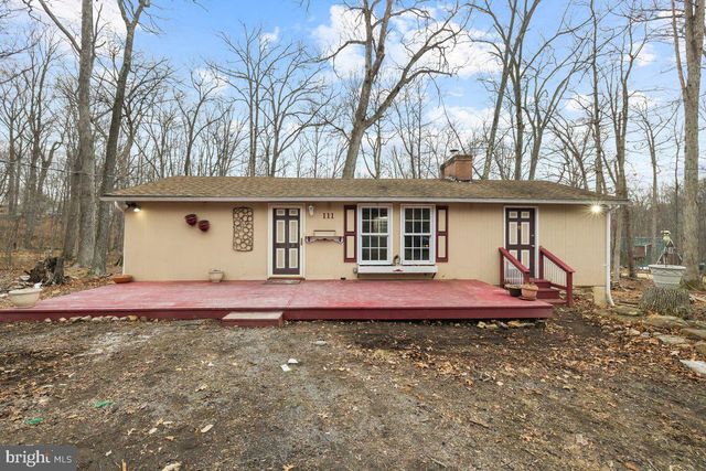 111 GENESEE TRL, Winchester, VA 22602