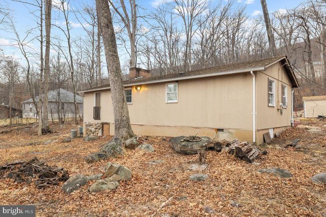 111 GENESEE TRL, Winchester, VA 22602