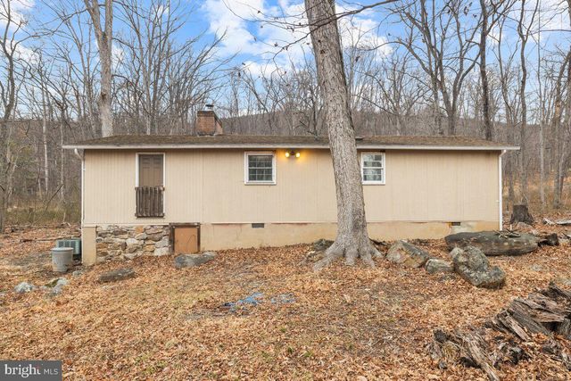 111 GENESEE TRL, Winchester, VA 22602