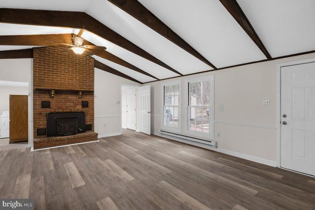 111 GENESEE TRL, Winchester, VA 22602