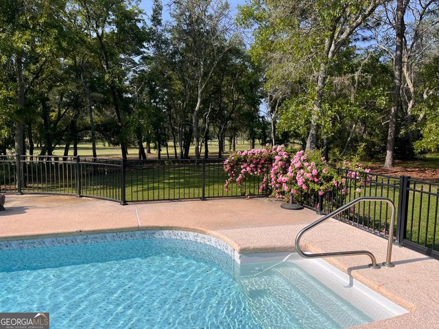 1473 N River Oaks Drive, Blackshear, GA 31516