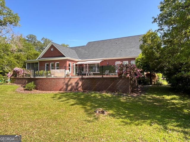 1473 N River Oaks Drive, Blackshear, GA 31516