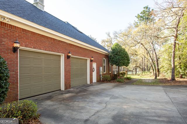 1473 N River Oaks Drive, Blackshear, GA 31516