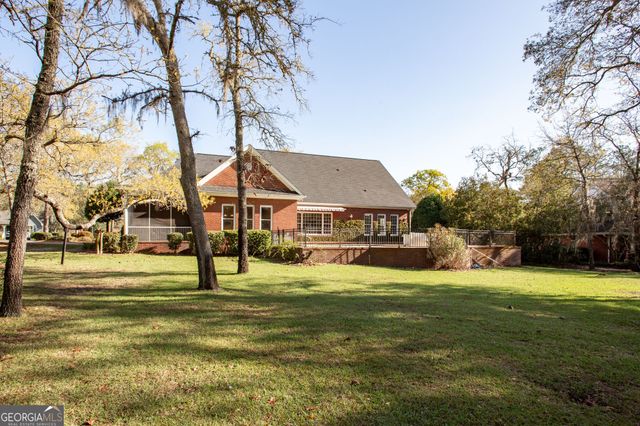1473 N River Oaks Drive, Blackshear, GA 31516