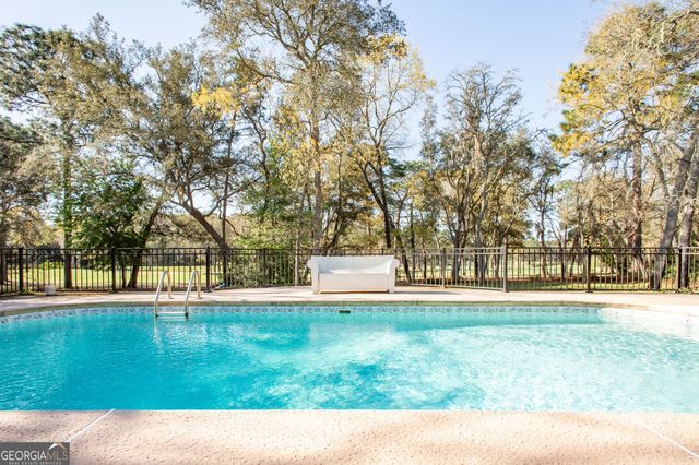 1473 N River Oaks Drive, Blackshear, GA 31516