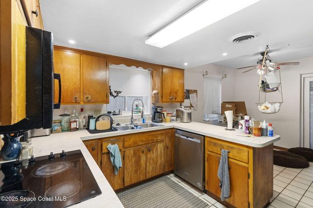 1132 Pine Tree Drive, Satellite Beach, FL 32937