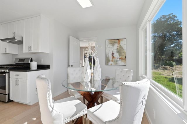 16 Clarence Court, East Palo Alto, CA 94303