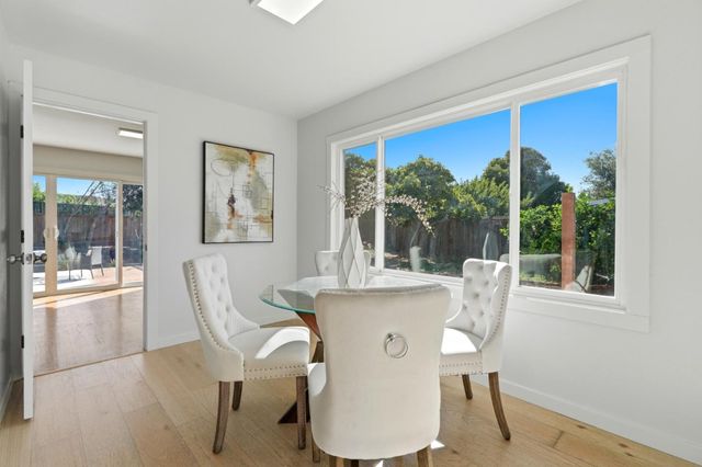 16 Clarence Court, East Palo Alto, CA 94303