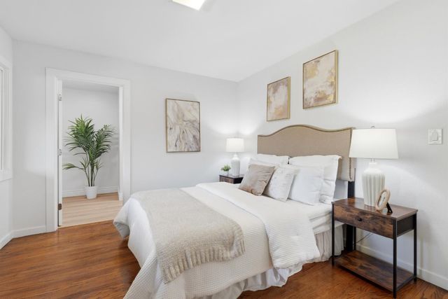 16 Clarence Court, East Palo Alto, CA 94303