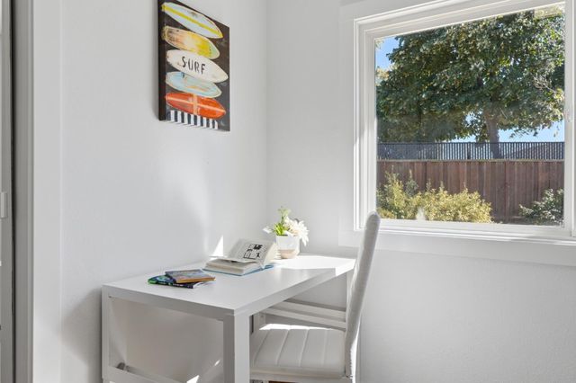 16 Clarence Court, East Palo Alto, CA 94303