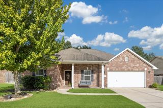 216 E Lantana Circle, Sealy, TX 77474