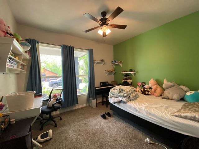 2214 Gordon Street, Greenville, TX 75401