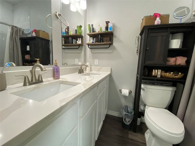 2214 Gordon Street, Greenville, TX 75401