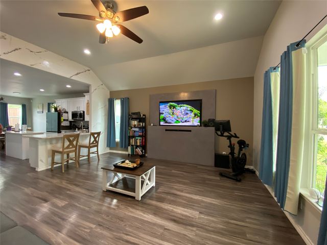 2214 Gordon Street, Greenville, TX 75401