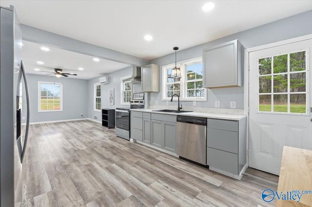 2054 Old Huntsville Highway, Arab, AL 35016