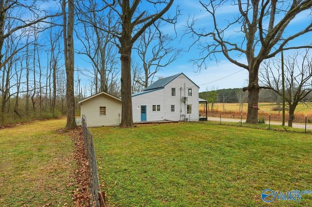 2054 Old Huntsville Highway, Arab, AL 35016