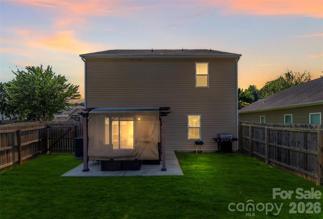7803 Paper Birch Drive, Charlotte, NC 28215