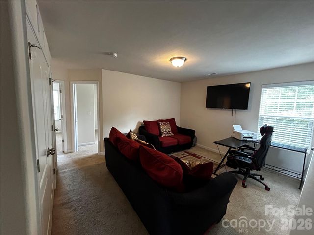 7803 Paper Birch Drive, Charlotte, NC 28215