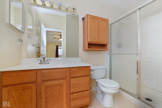 8232 Glenwillow Lane UNIT 207, Indianapolis, IN 46278