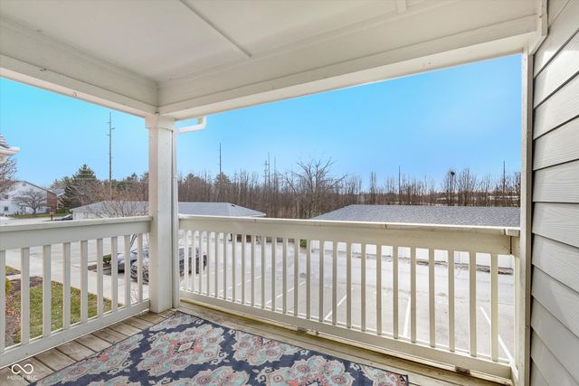 8232 Glenwillow Lane UNIT 207, Indianapolis, IN 46278