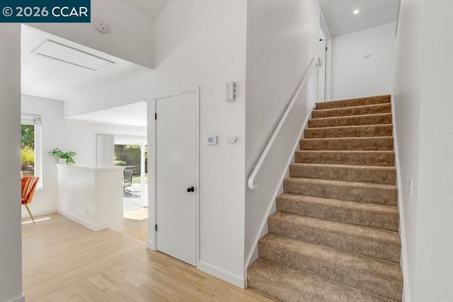 5633 Mount Hood Ct, Martinez, CA 94553