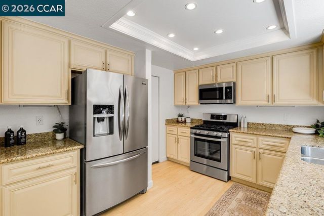 5633 Mount Hood Ct, Martinez, CA 94553