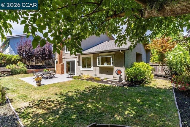5633 Mount Hood Ct, Martinez, CA 94553