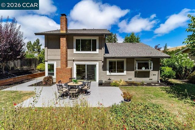 5633 Mount Hood Ct, Martinez, CA 94553