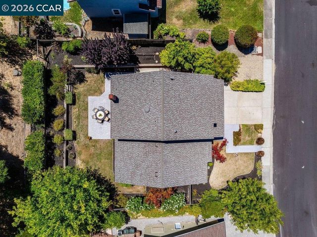 5633 Mount Hood Ct, Martinez, CA 94553
