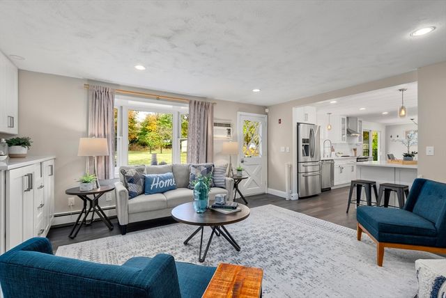 62 Gregory Rd, Framingham, MA 01701