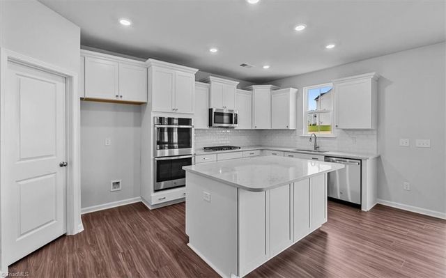 502 Yarrow Drive, Lexington, NC 27295