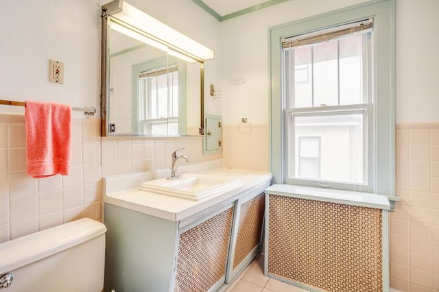 1910 Franklin Avenue SE, Minneapolis, MN 55414