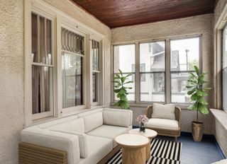 1910 Franklin Avenue SE, Minneapolis, MN 55414