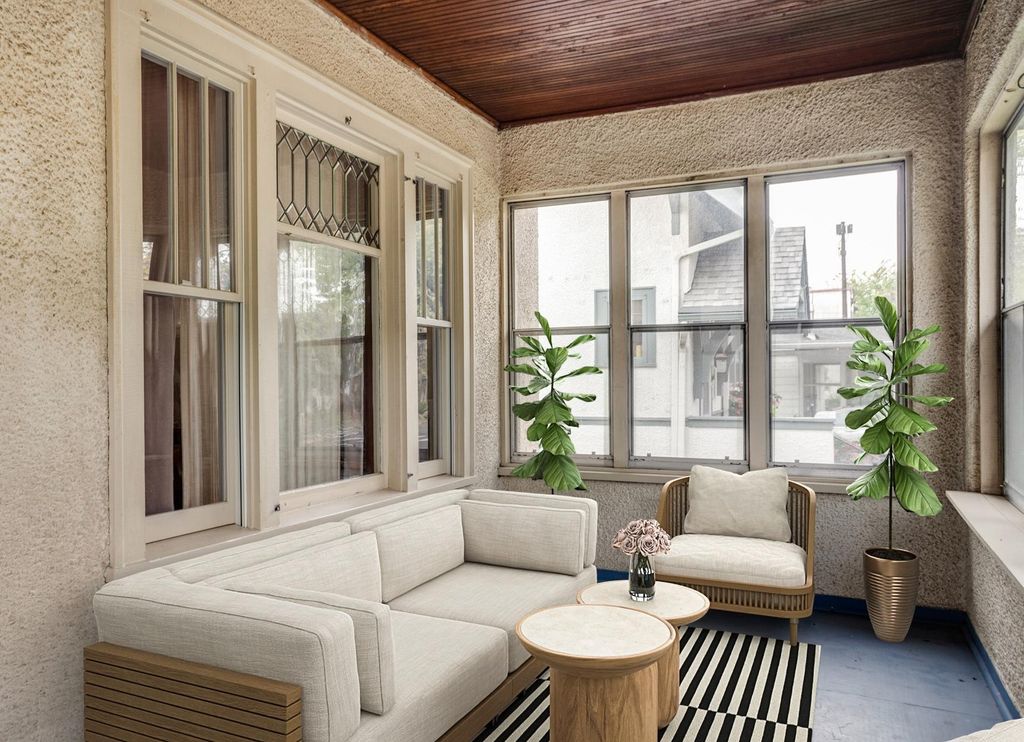 1910 Franklin Avenue SE, Minneapolis, MN 55414