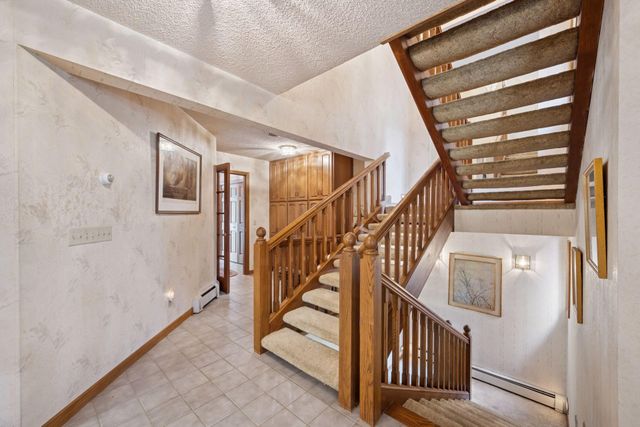 5202 Pierce Street NE, Fridley, MN 55421