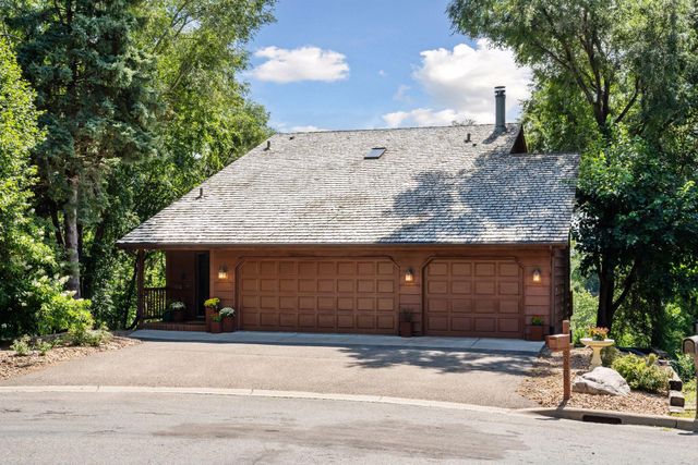 5202 Pierce Street NE, Fridley, MN 55421