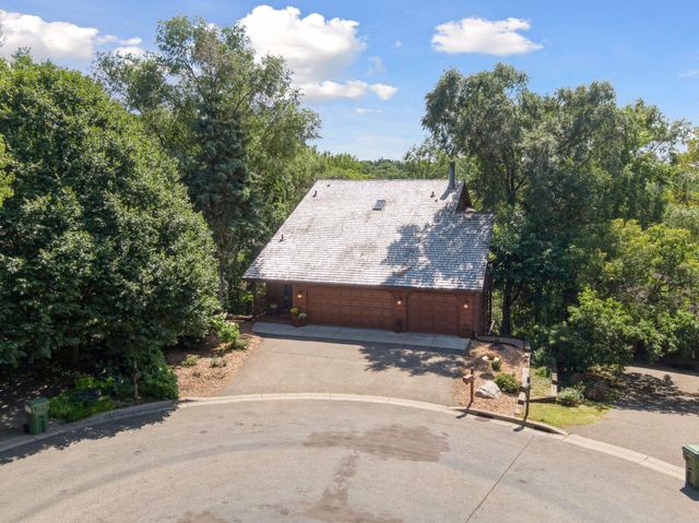 5202 Pierce Street NE, Fridley, MN 55421