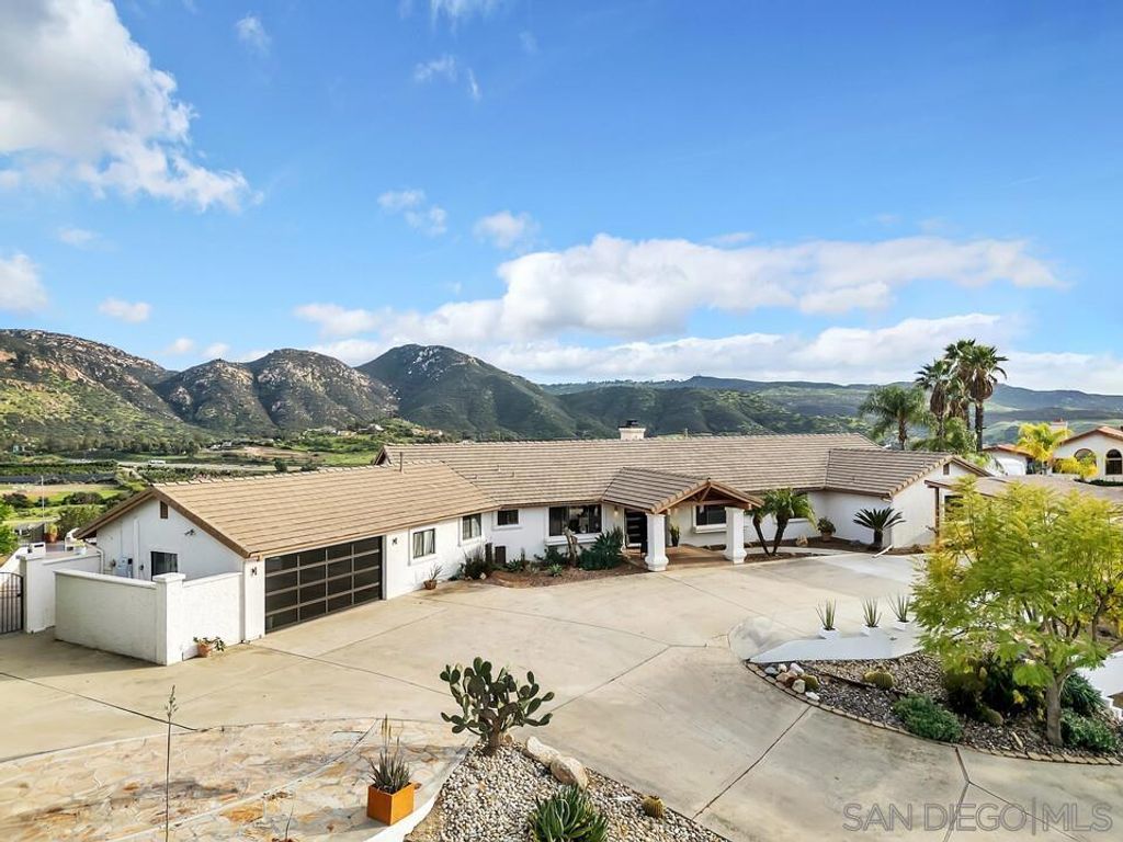 Image 1 of property listing at 15003 Driftwood Creek Rd, El Cajon, CA 92021