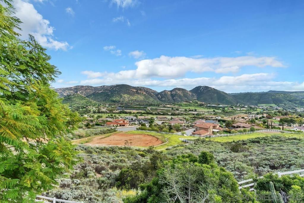 Image 63 of property listing at 15003 Driftwood Creek Rd, El Cajon, CA 92021