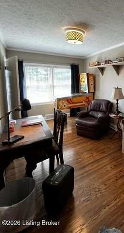 2528 Gardiner Ln, Louisville, KY 40205