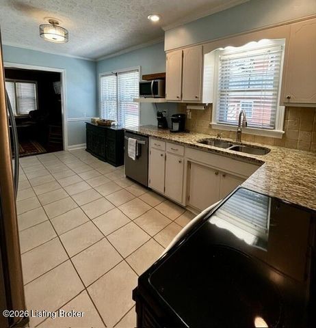 2528 Gardiner Ln, Louisville, KY 40205
