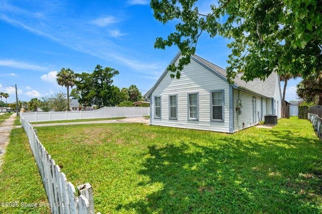 1112 Woodsmere Parkway, Rockledge, FL 32955