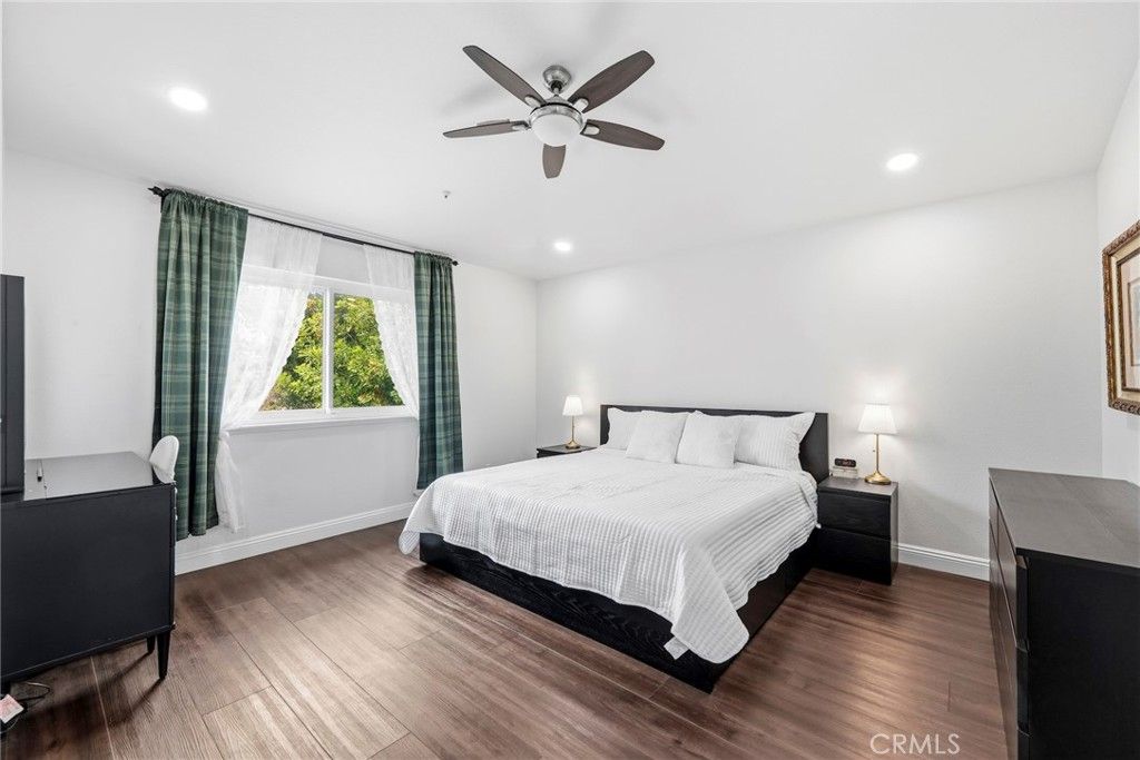 Image 18 of property listing at 126 Bloom, Claremont, CA 91711