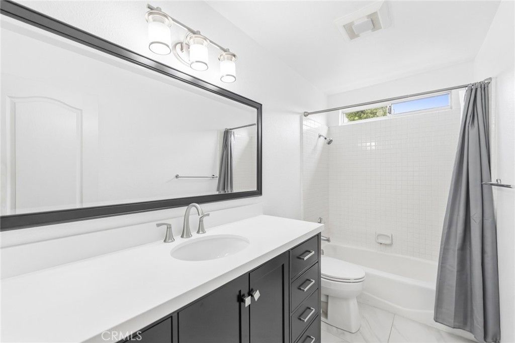 Image 29 of property listing at 126 Bloom, Claremont, CA 91711