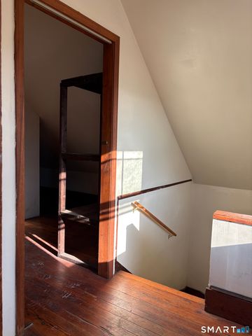 792 Elm Street 3, New Haven, CT 06511