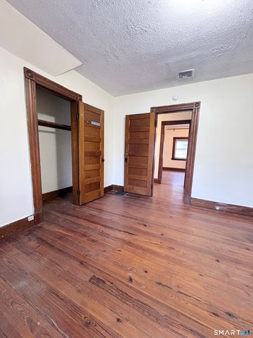 792 Elm Street 3, New Haven, CT 06511