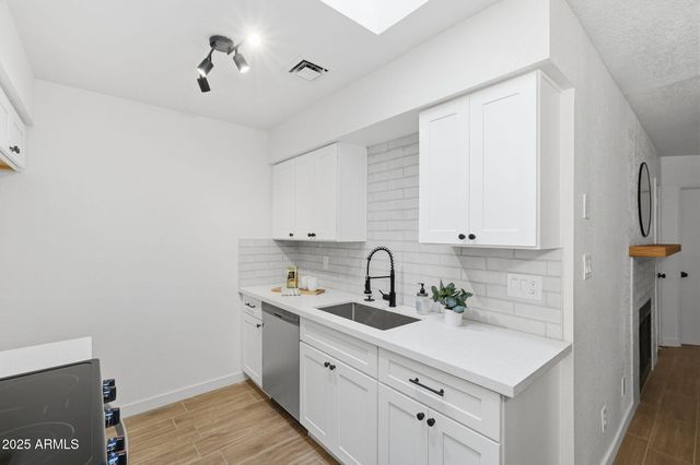 4820 N 89TH Avenue 98, Phoenix, AZ 85037