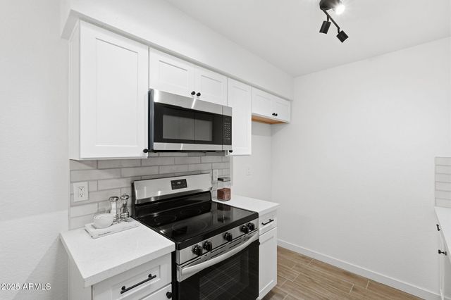 4820 N 89TH Avenue 98, Phoenix, AZ 85037