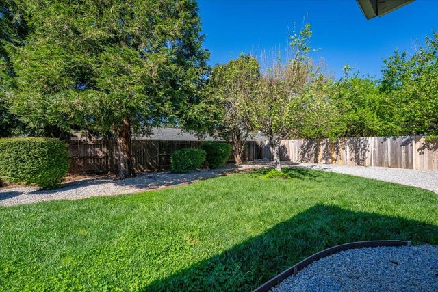 3198 Wandsworth Drive, Shasta Lake, CA 96019