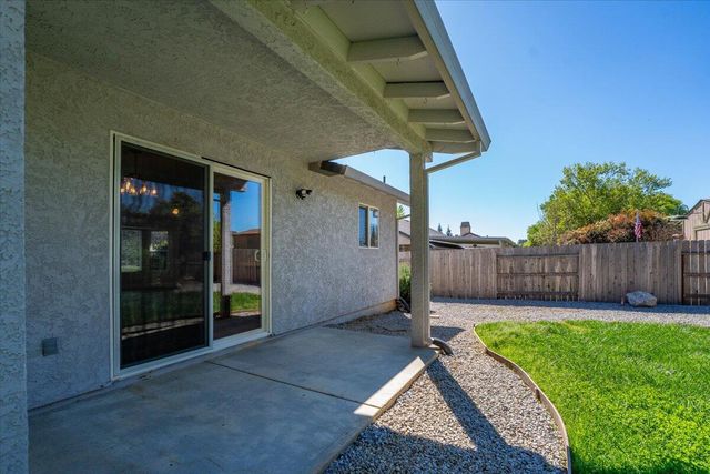 3198 Wandsworth Drive, Shasta Lake, CA 96019